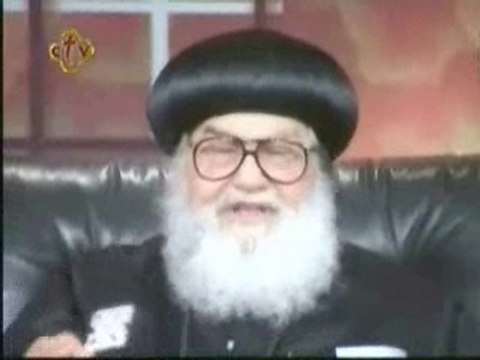 الانبا موسى وساحر يعمل نفس معجزات يسوع النصارى
