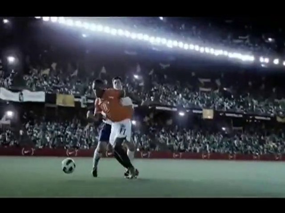 Ronaldo, Rooney, Drogba, Ronaldinho, Ribery: Le match Nike