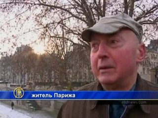 В Париже остановились речные трамваи