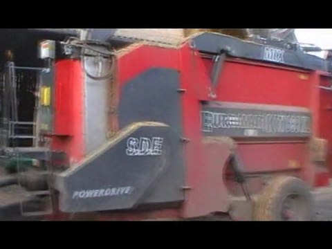 Melange de la ration mais avec John deere 5720