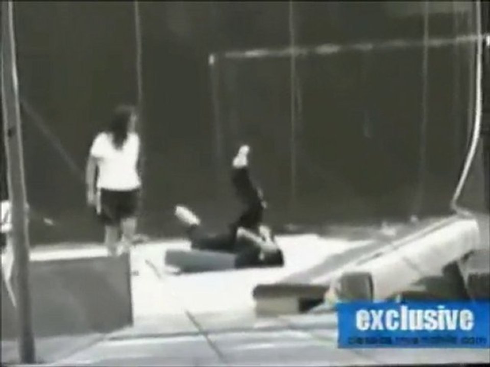Girl Knocks out her Coach [Freakepedia]