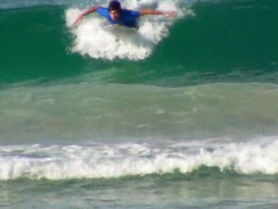 oz_surfersParadise