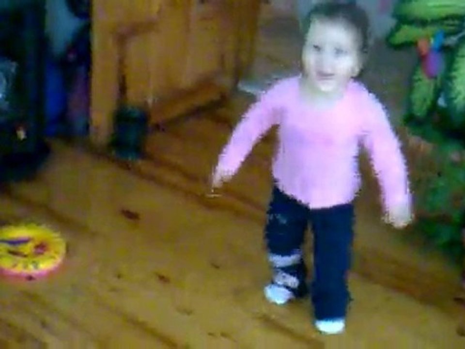 HayalSu Apaçi Dansı..:)
