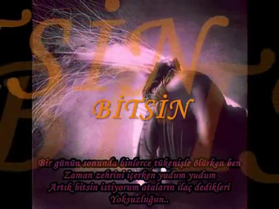 Kahraman Tazeoğlu "Sussam yalnızlık, konuşsam ayrılık"