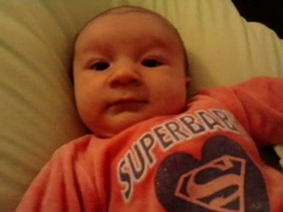 ma louloute à 1 mois et une semaine