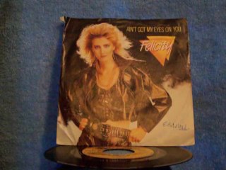 FELICITTY - AIN'T GOT MY EYES ON YOU Reprise