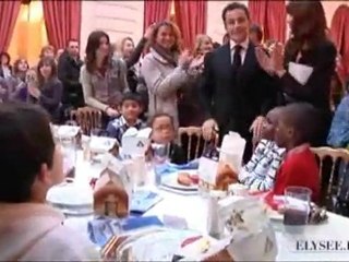 Noël à l'Elysée : les enfants prennent le pouvoir !