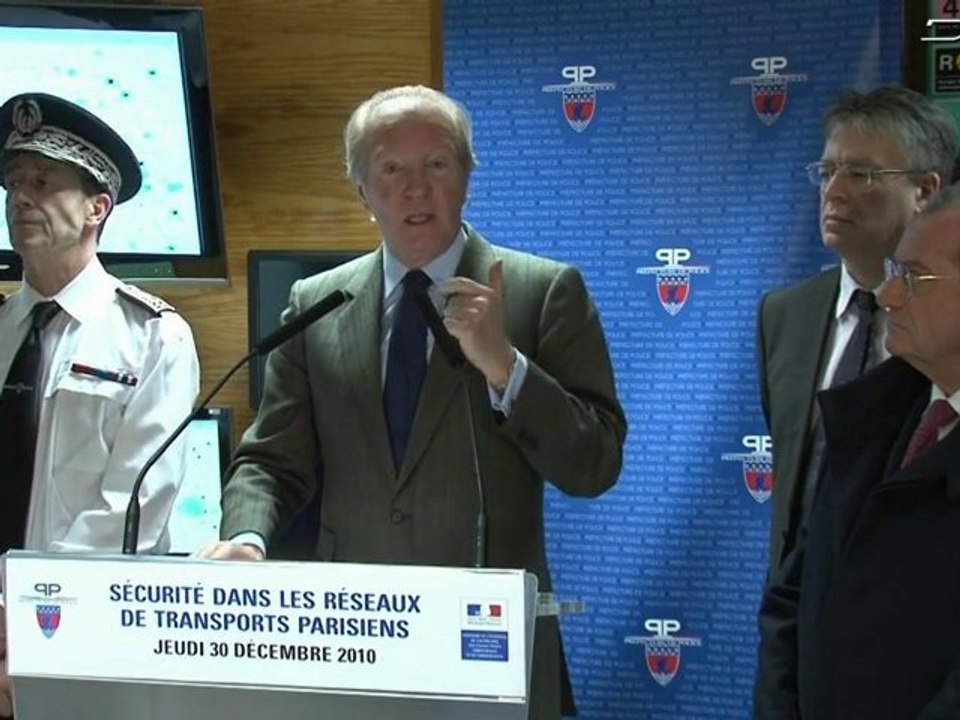 Brice HORTEFEUX à la Gare de Lyon