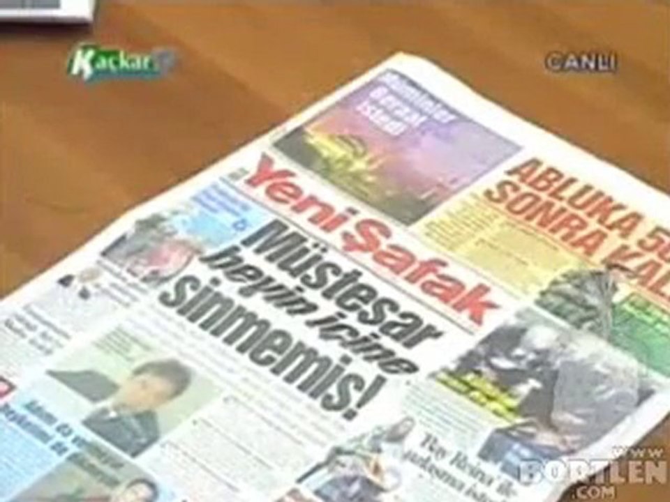 Canlı Yayında Sinek Kovalamaca
