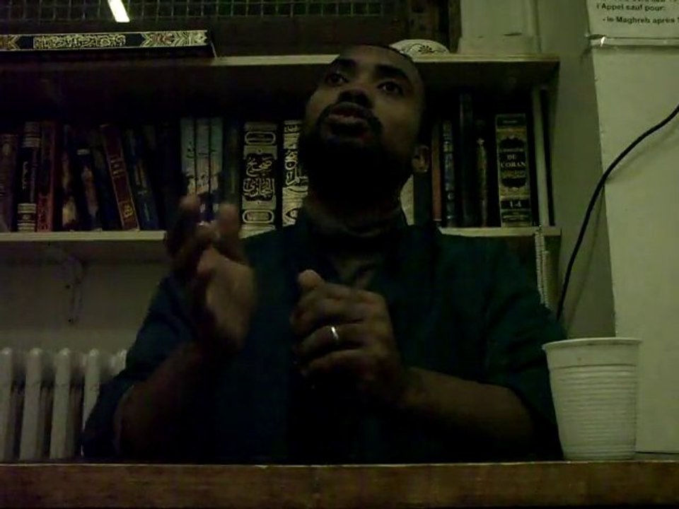 Mohamed Bajrafil - Fréquentation et solitude