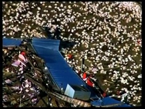 Tornadoes strike US midwest