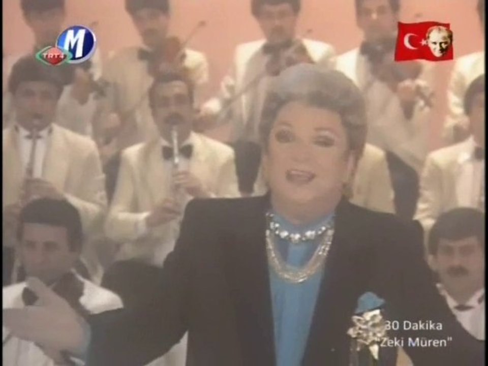 Zeki Müren - GÖZLERIN DOGUYOR GECELERIME video klip NOSTALJI