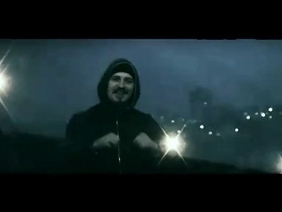 Abluka Alarm Işığım nerede Klibi 2011 www.blogcaner.net