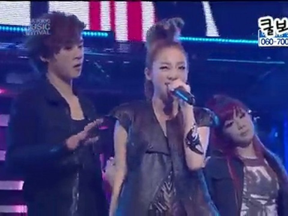 2NE1 - Seoul-Tokyo Festival 2