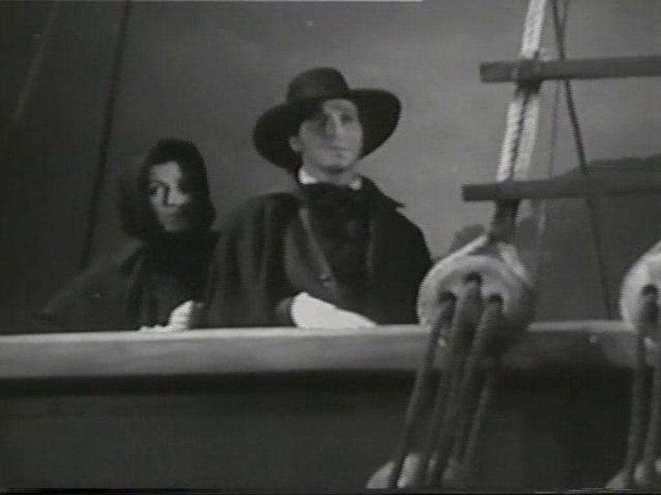 CINEMA PORTUGUÊS - «AMOR DE PERDIÇÃO» - VIDEO 10