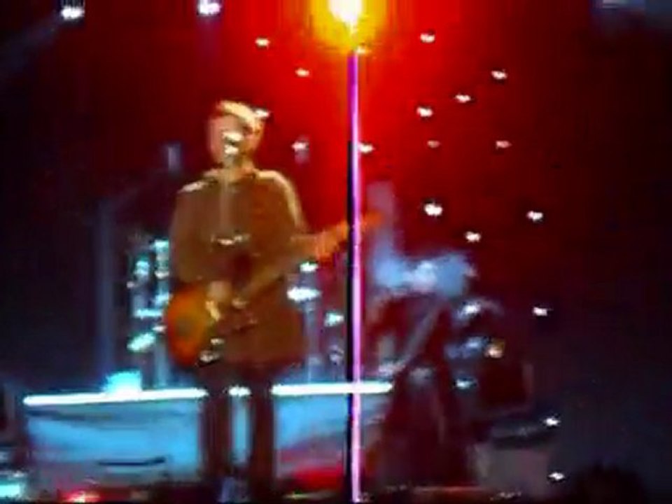 emre aydın 2011 yılbaşı konseri- afili yalnızlık