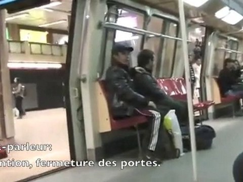 Mendiant dans un métro