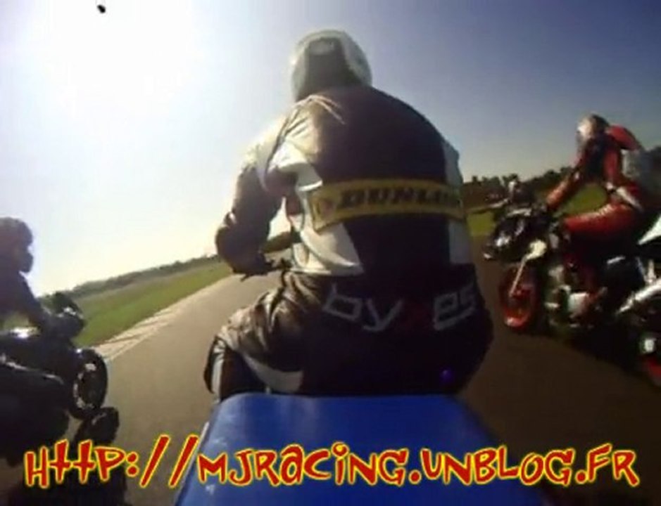 Nogaro 2010 - arsouille avec Flo