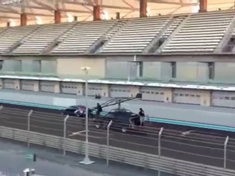 BMW’nin çevreci spor aracı yakalandı !