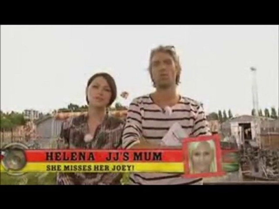 John's mum talks to Emma and George