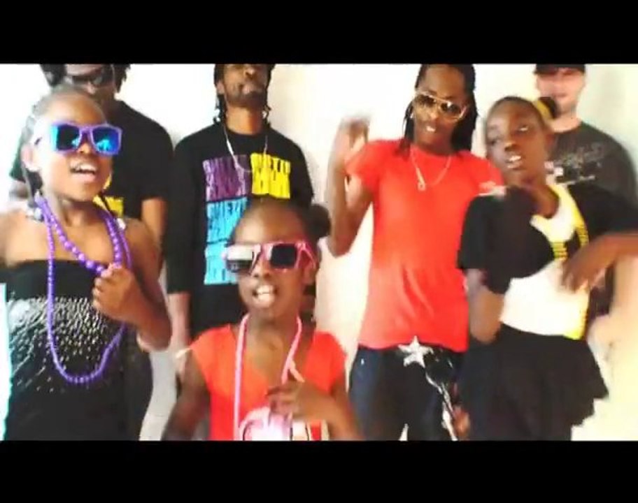 SN'C FAYAMAN feat 3 SISTAZ -LA FAMILLIA