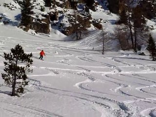 SYLVAIN PREMIERE DESCENTE EN HORS PISTE
