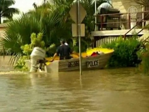 «Большая вода» в Австралии продолжает подниматься