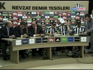 Simao, Almeida ve Fernandes sözleşme imzaladı