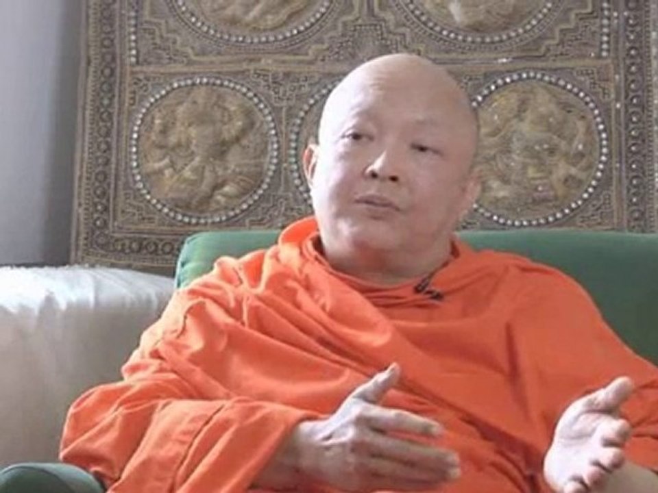 Life Of A Buddhist Monk : How can Buddhism relate to human rights?