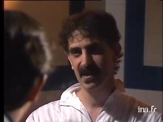 Zappa - Interview à propos de sa musique (par Ardisson)