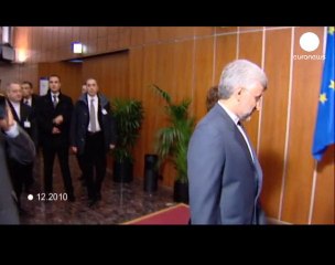 Irán abre las puertas de sus centrales nucleares