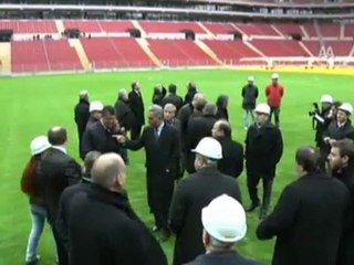 Başkanlar Türk Telekom Arena'yı gezdi