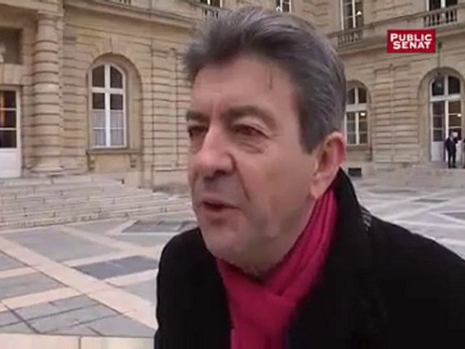 l'ultra mélanchon s'en prend encore à manuel valls