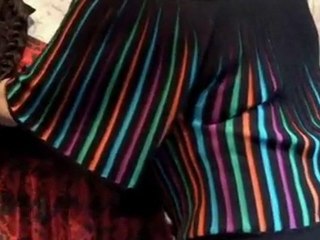 How To Wear A Strapless Dress