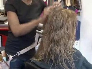 How To Scrunch Straight Hair