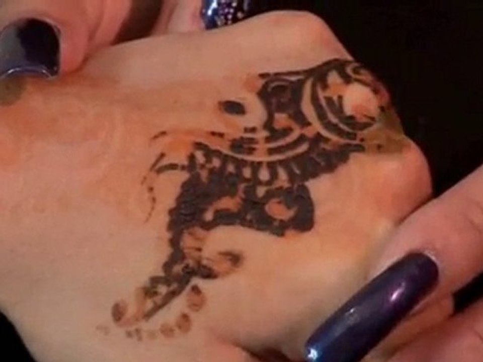 How To Remove Henna