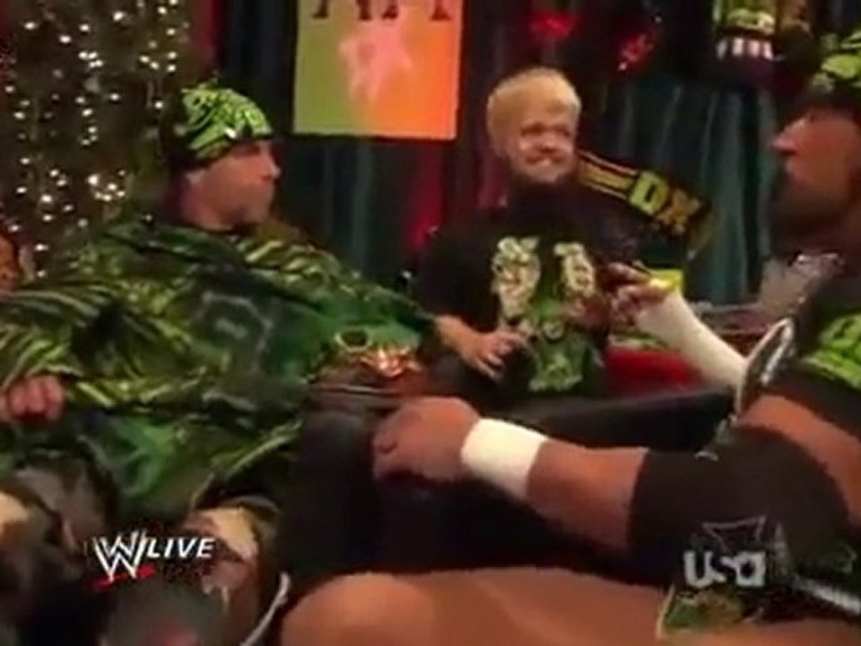 WWE Raw 14/12/09  DX segment for christmas