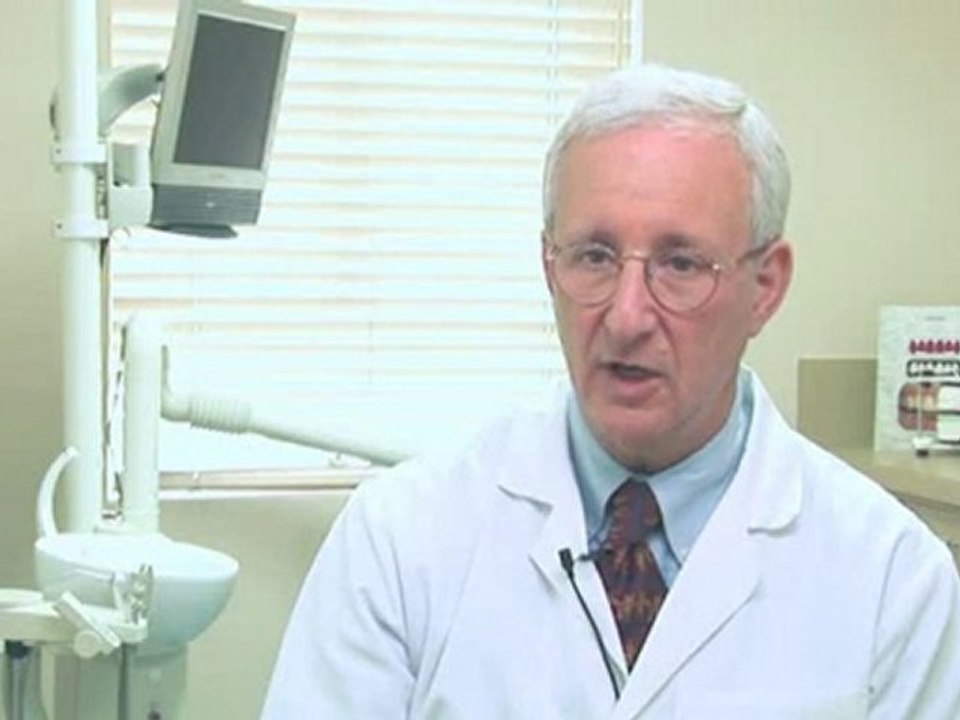 Cosmetic Dentistry: Teeth Whitening : How do "professional" and "over-the-counter" teeth whitening differ?