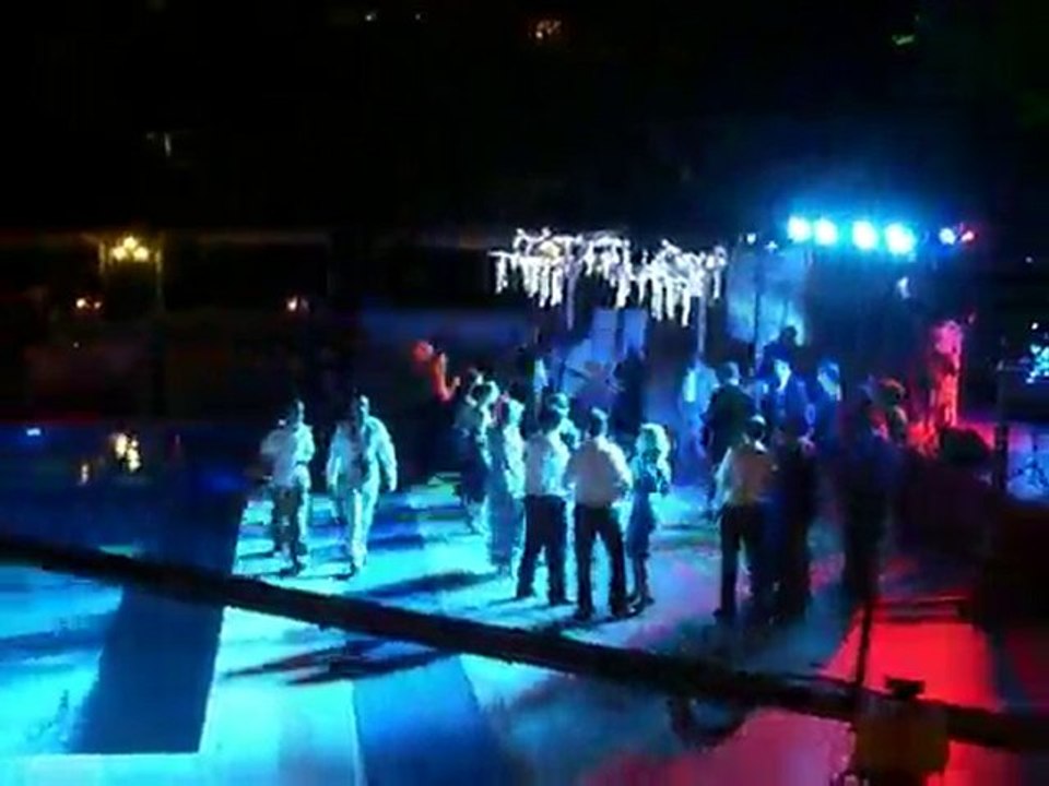 Havuzbasi - isik - robot - truss