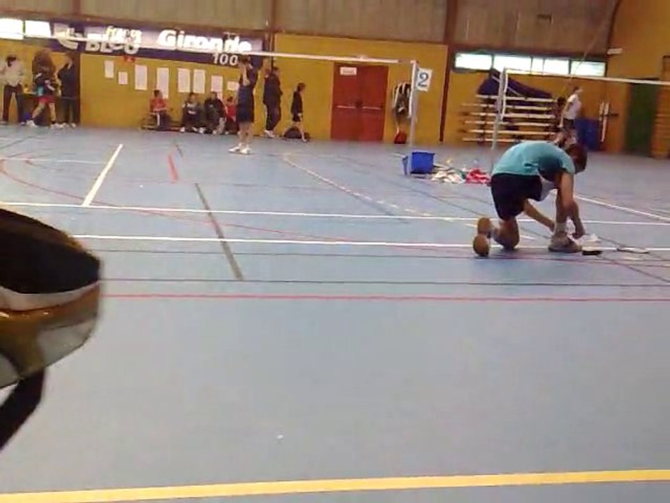 Robin et Julien  en demi 1er set