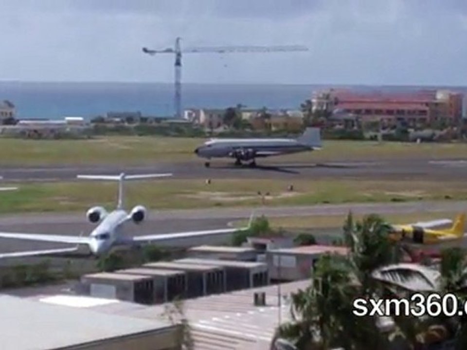 St. Maarten Plane Taking off