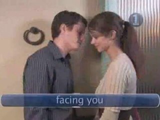 Advice For Men On Talking To Women : Should I try to kiss a woman the first time I meet her?