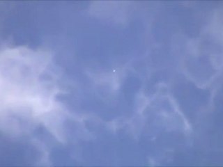 2-Jan-2011 UFO Over Bogota, Colombia