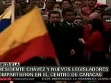 Chávez y legisladores realizan mítin antes del inicio de sesiones