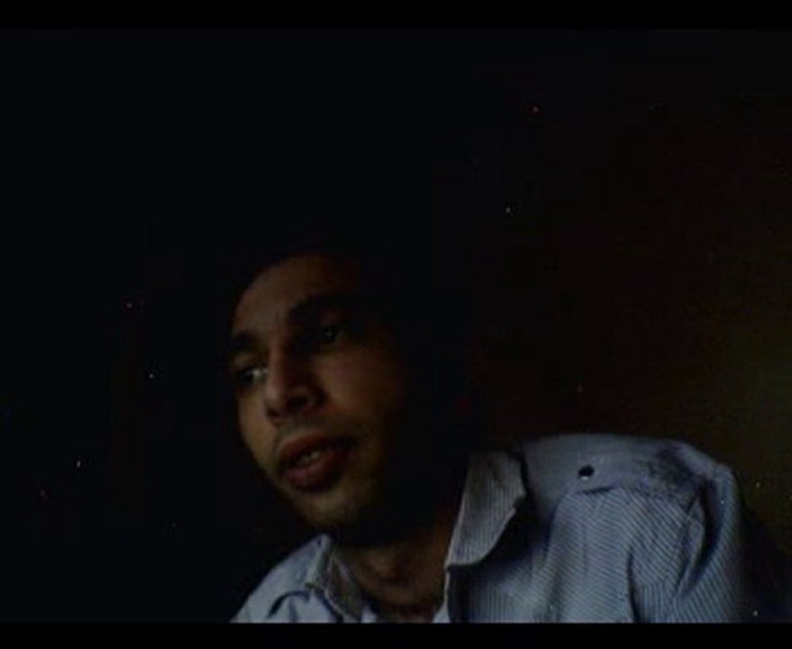 SENİ CANIMDAN COK SEVİYORUM  SENİN