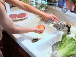 How To Avoid Salmonella Poisoning At Home