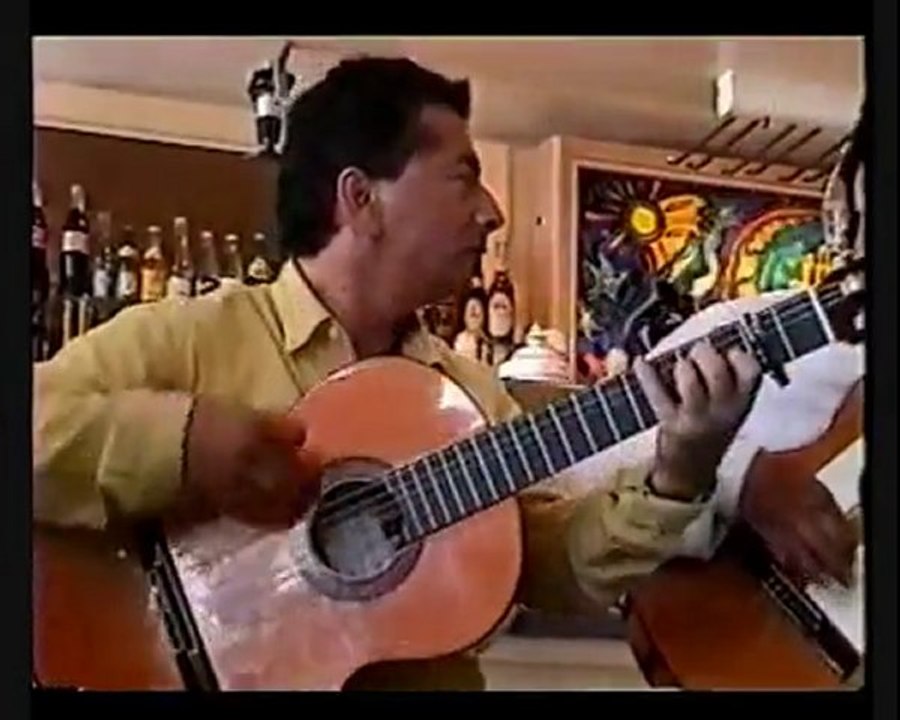 Manita Fernando de Plata y las guitarras Les vagues 2002