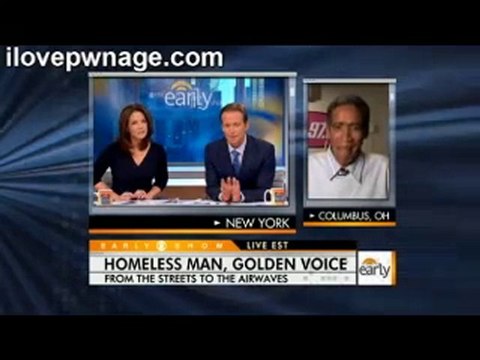 SDF à la voix d'or : il a trouvé du travail - Interview CBS