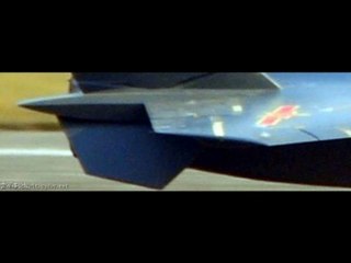 中国ステルス戦闘機もどきの実力とは…？