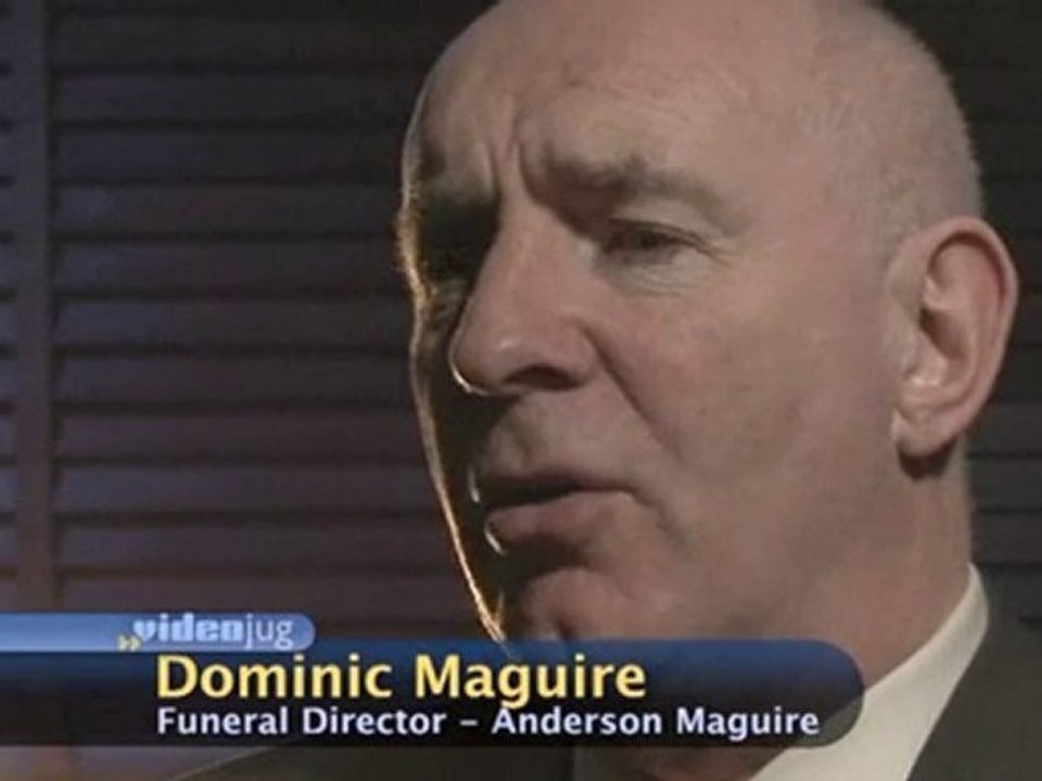 Coffins : Are coffins biodegradable?